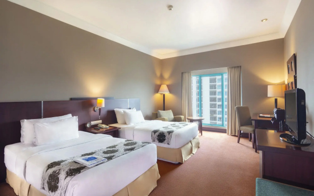 Blue Sky Hotel