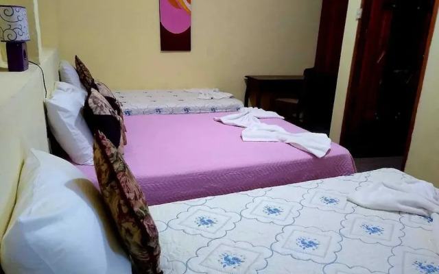 Guesthouse Los Corredores del Castillo