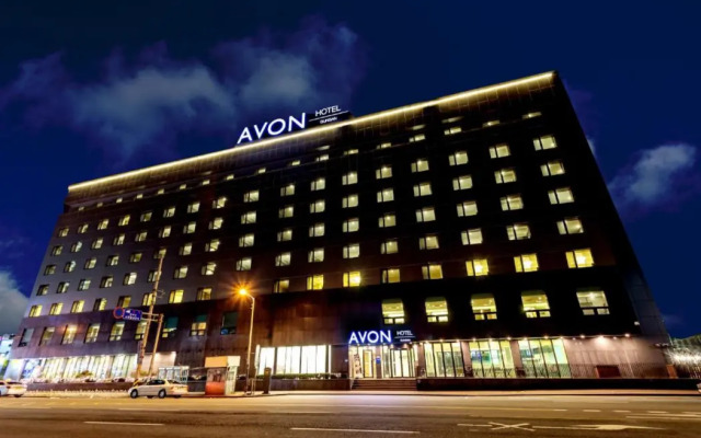 Avon Hotel