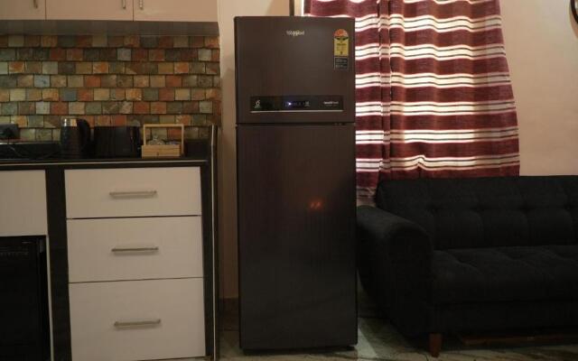 Service Apartment