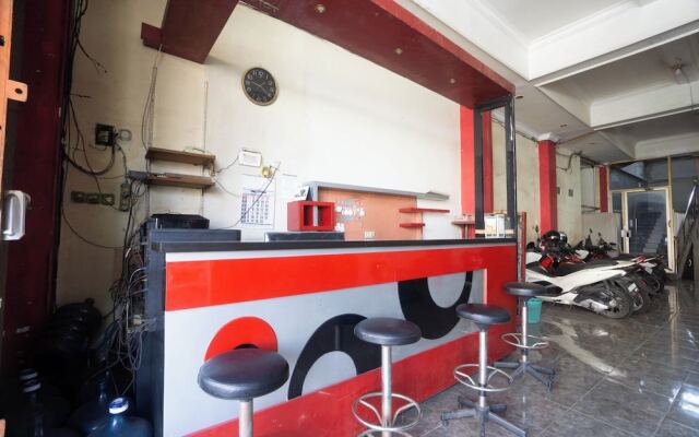 OYO 93987 Suropati 2 Guest House