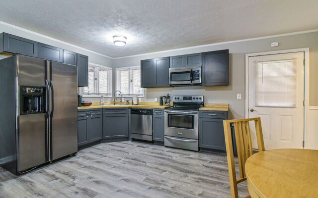 Cozy Mtn. Getaway in South Asheville