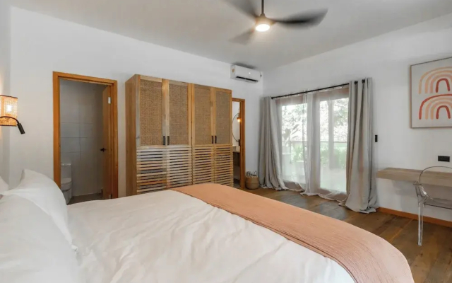 S Boutique Hotel