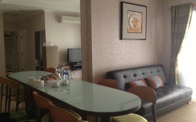 Maxwell Sweet Apartment
