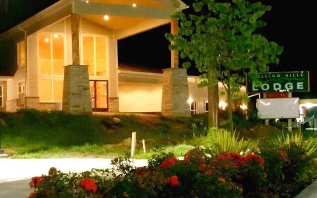 Rolling Hills Lodge