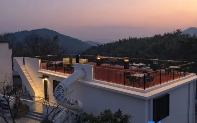 Wu Shi You Xian·Tachuan Resort Hotel