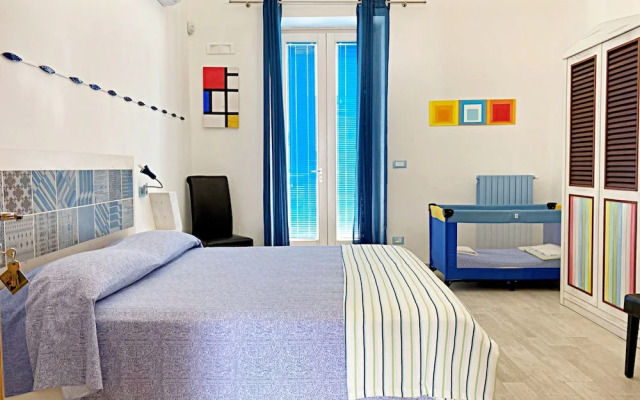 Casa Mondrian - Camere con Bagno e Piscina Privata