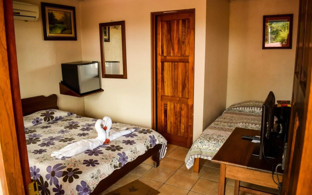 Hostel La Choza Inn