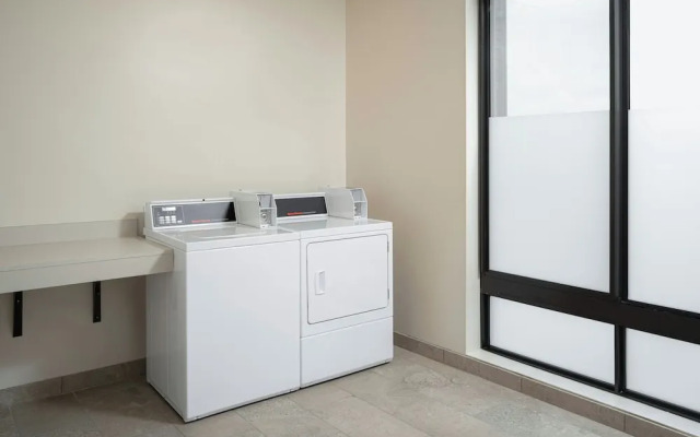 Courtyard by Marriott Cleveland TN