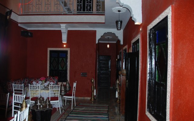 Red Castle Hostel - Backpacker