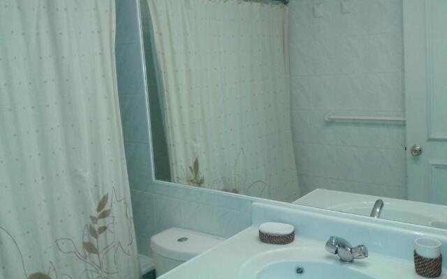 On The Beach Apartment