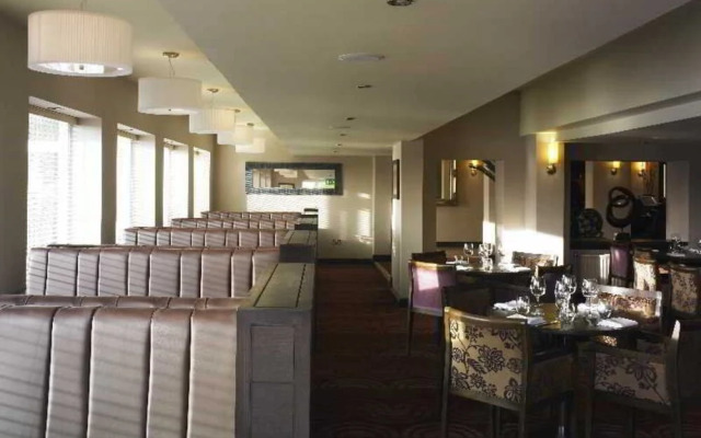 Hallmark Hotel Manchester Airport