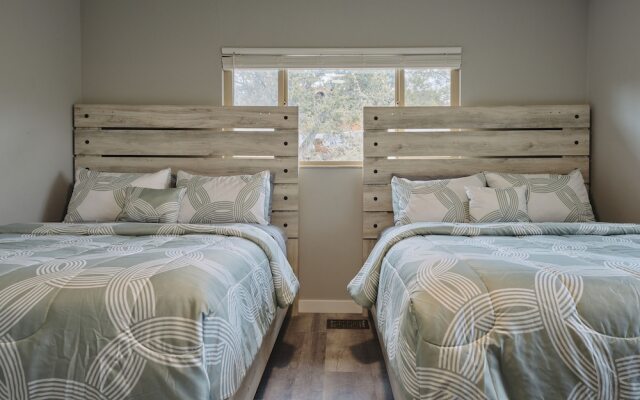 Central Sedona Home with 3 Units