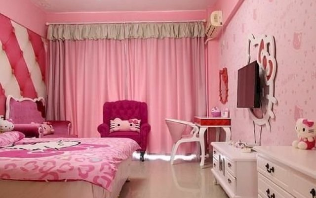 Hello Kitty Inn