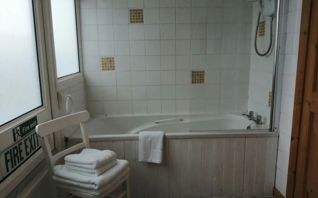 Harbourlight Guest House