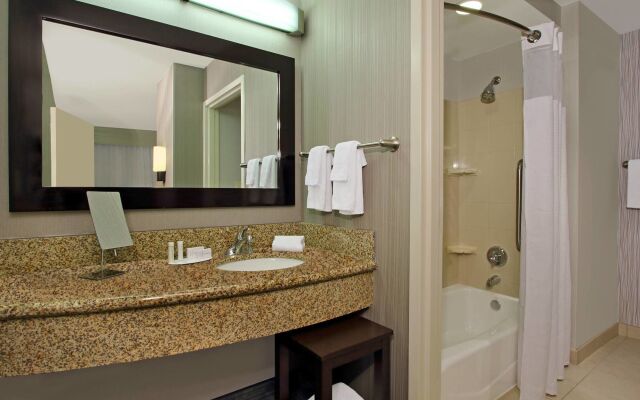 Courtyard by Marriott Atlanta Airport West