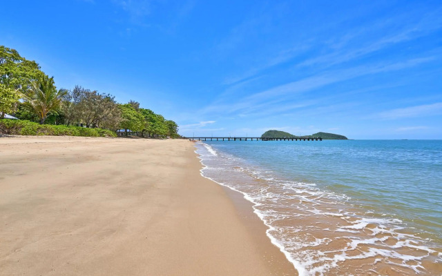 Alassio Palm Cove