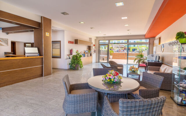 Livvo Corralejo Beach Hotel