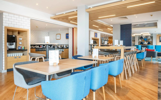 Holiday Inn Express Walsall M6J10 by IHG