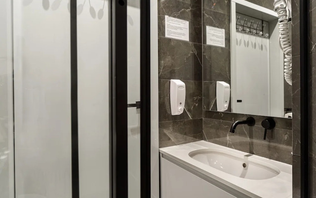 Lumina comfortable apartment in Warshaw