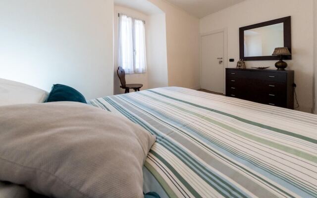 Co-a391-caal49a1 - Family Nest on Lake Como