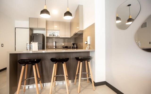 w Cozy 1BR in Exclusive San Isidro