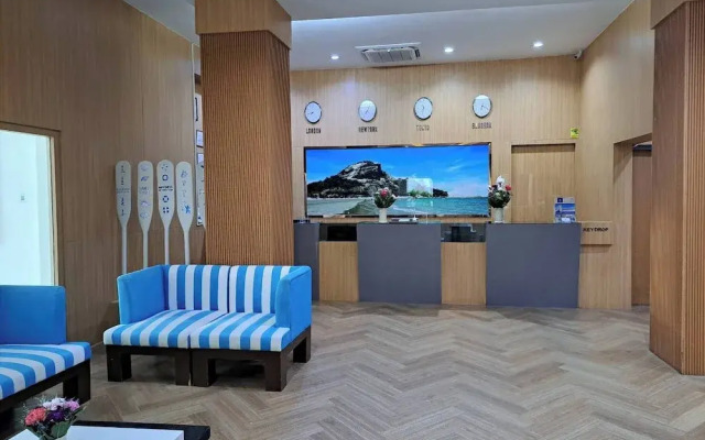 Blue Wave Hotel Hua Hin