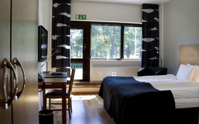 First Hotel Ett