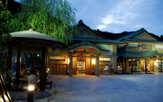 Yamanaka Onsen Shirasagiyu Tawaraya