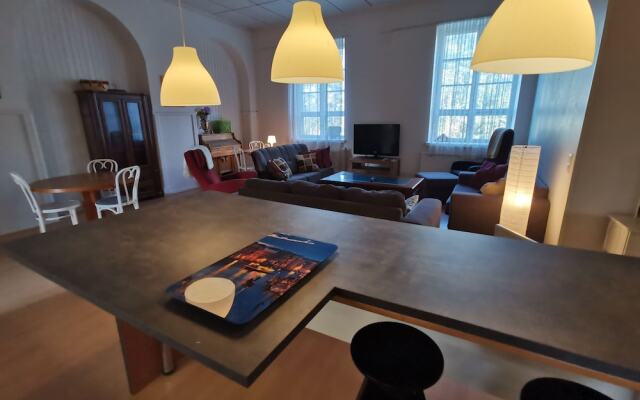 Immaculate Residence 5-bed Apartment in Kotka