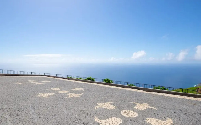 Villa Leonor Cliffside Retreat
