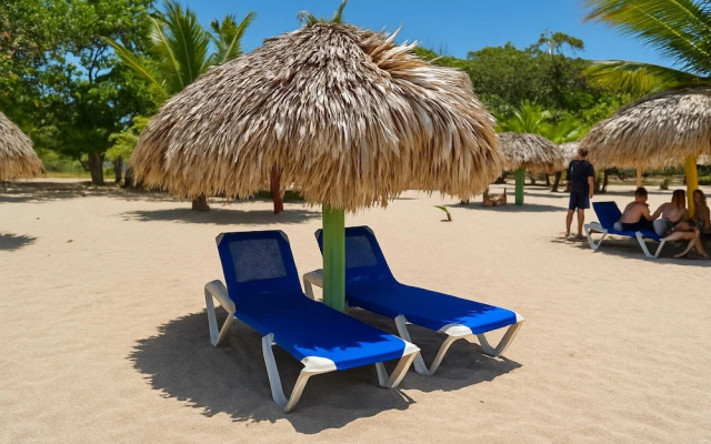 CortLang Vacation Rentals Costambar