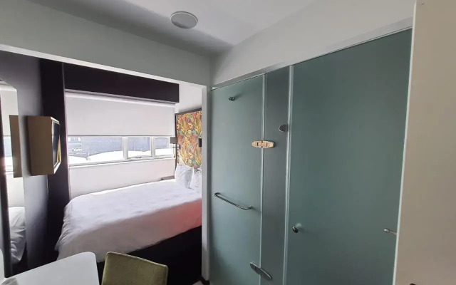 Hotel Sky Cape Town