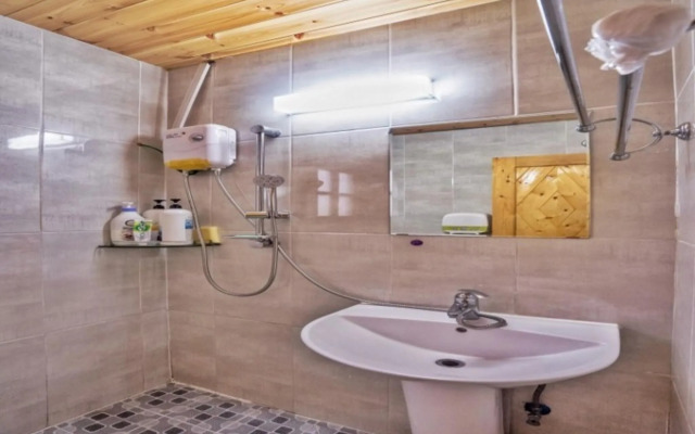 Buan Hosugatongnamu Pension