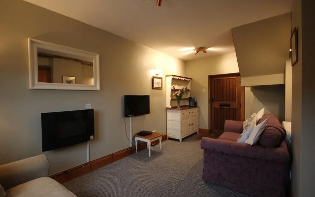 Whitley Elm Cottages