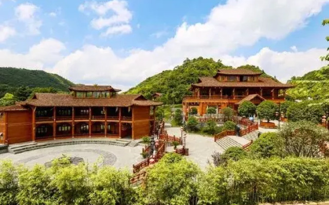 Tongzi Xincheng Hotel