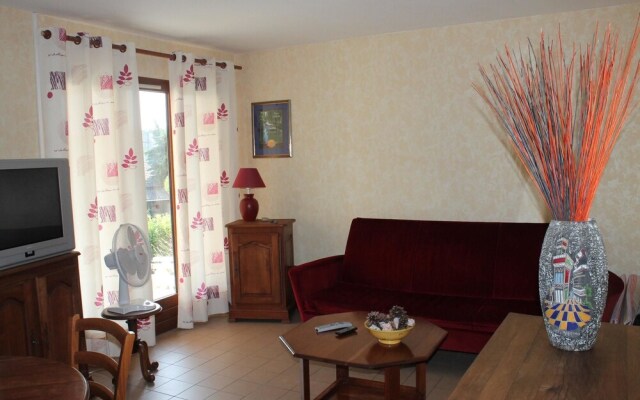 House With one Bedroom in Saint-martin-d'ardèche, With Wonderful Mount