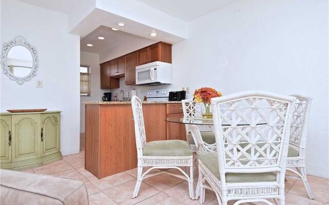 Jamaica Royale 91 - Two Bedroom Condo