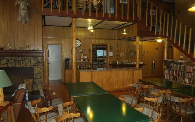 Black Cat Guest Ranch