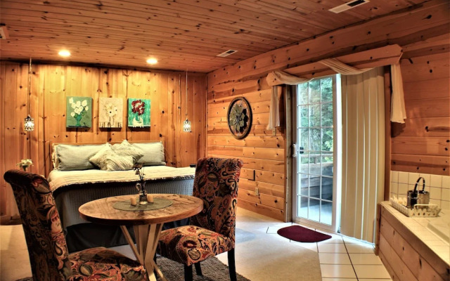 River Road Venue & Lodging