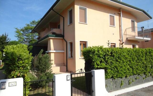 Stunning Villa With Private Garden