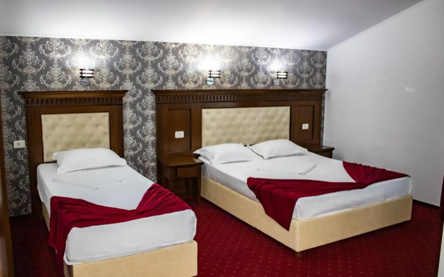 Hotel Mara