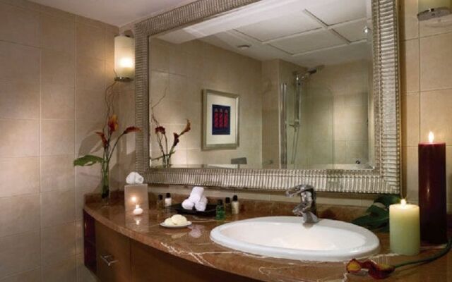 Millennium Lakeview Residences