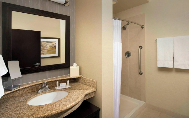 Courtyard Lufkin