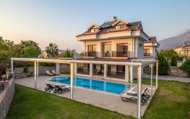 Prestij Garden 4+1 Villa , Özel Havuzlu, Fethiye