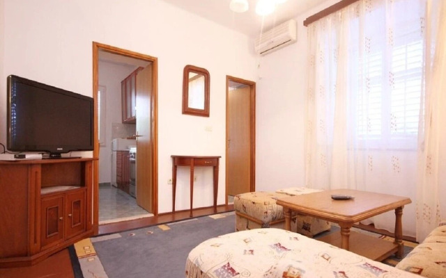 Nevenkos - 20 m From Beach - A1