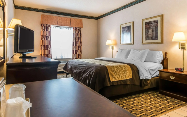 Quality Inn & Suites Evansville North