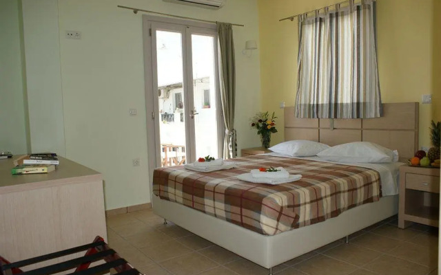 Jason Studios & Apartments