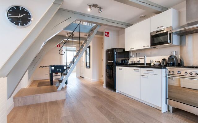 Cityden Canal Serviced Apartments