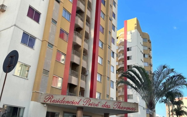 Privé das Thermas I- Apartamento confortável - 905B